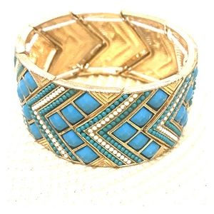 Chevron Turquoise stretch bracelet